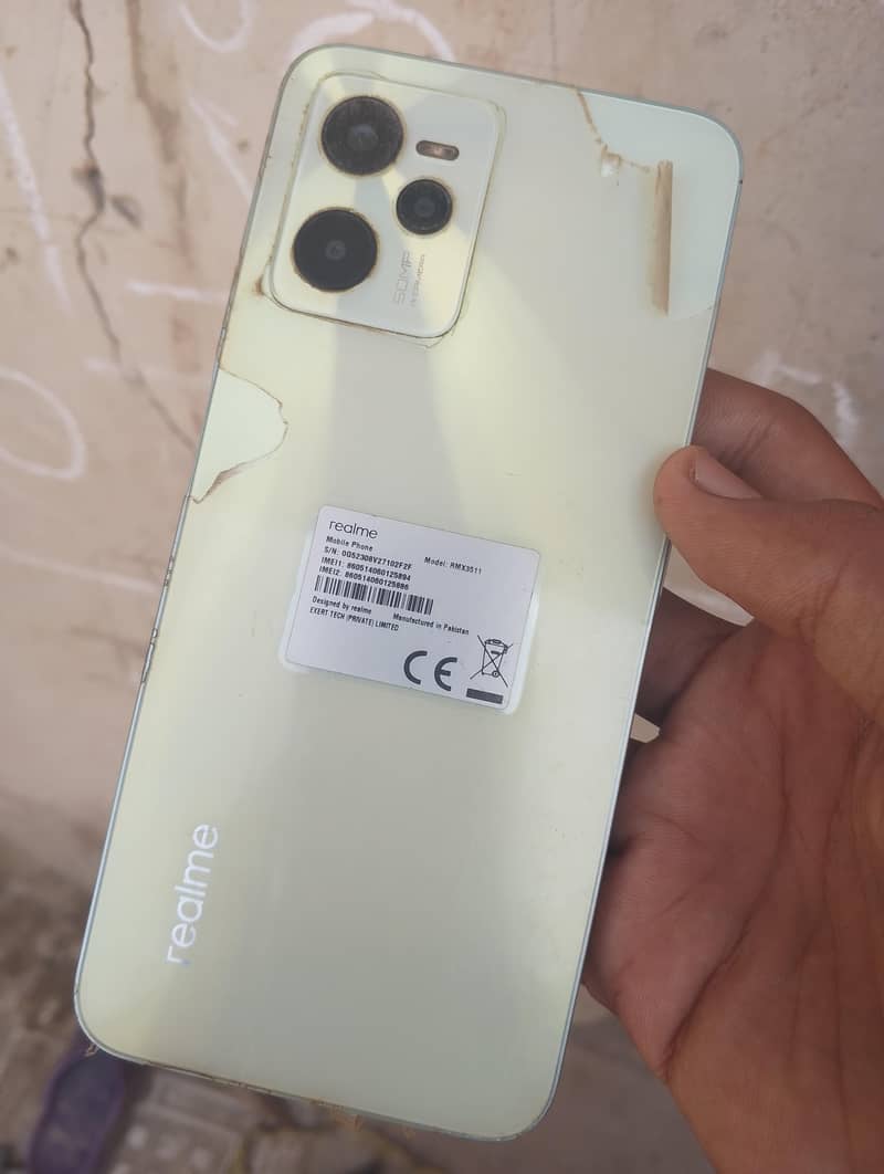 Realme C35 0