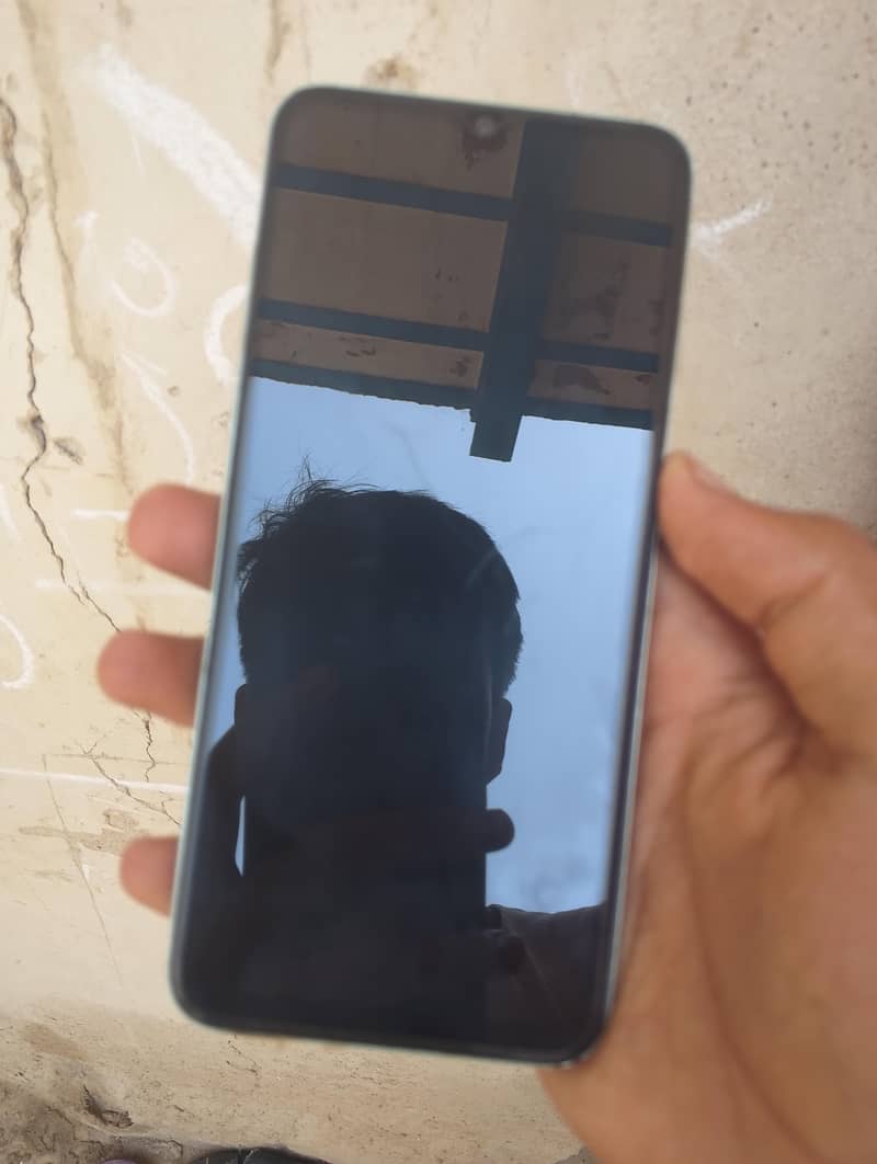 Realme C35 1