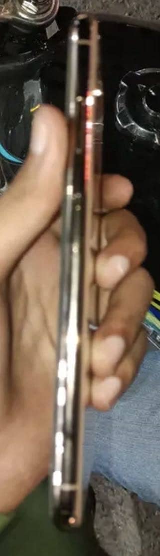 Apple iPhone XS