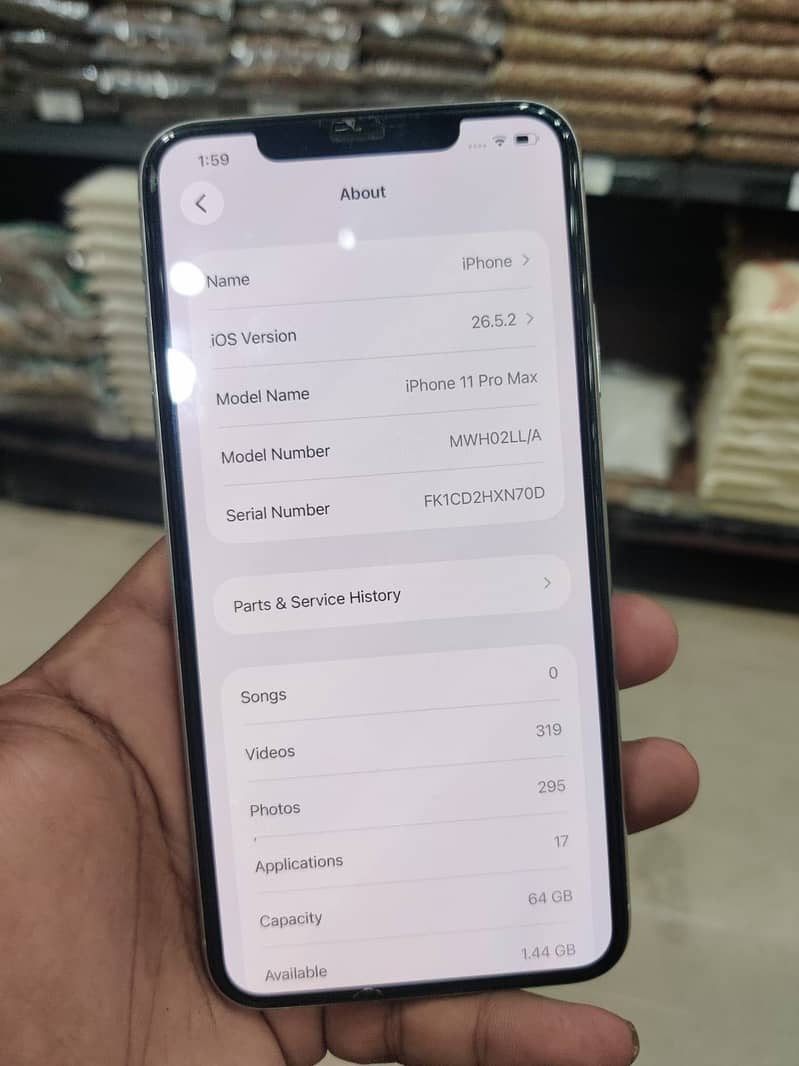 Apple iPhone 11 Pro Max 10