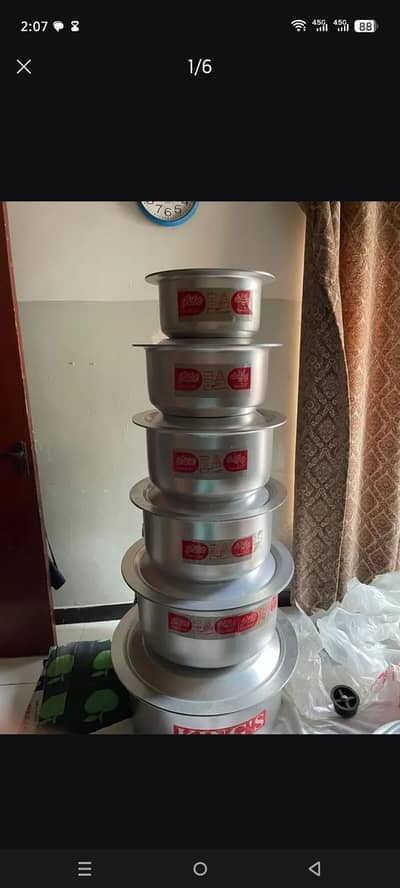 brand new 6 pots