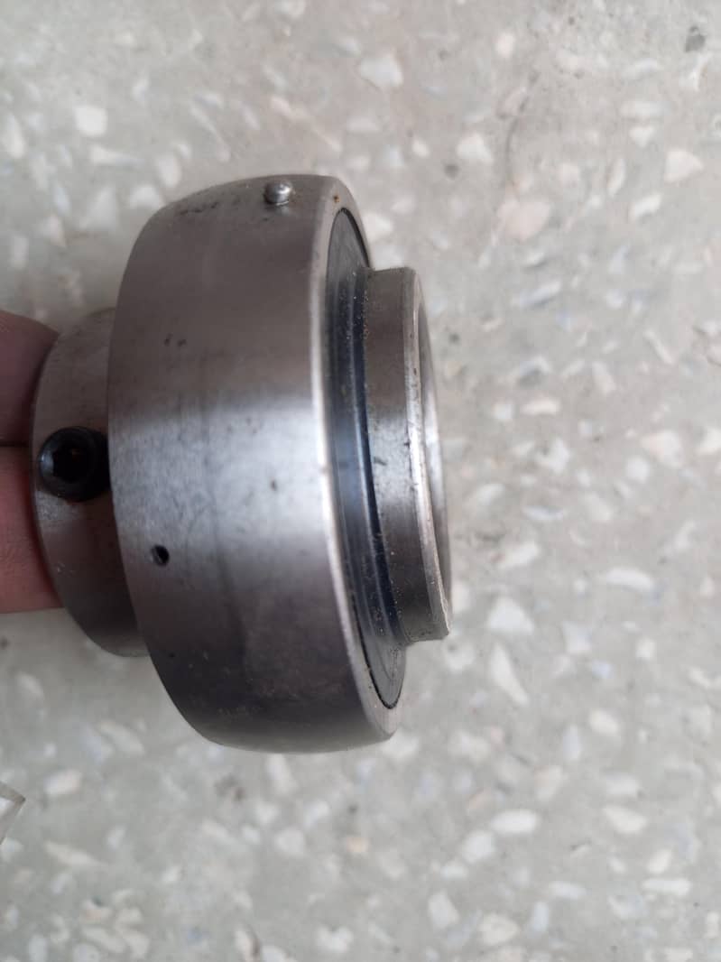 ball bearings 7