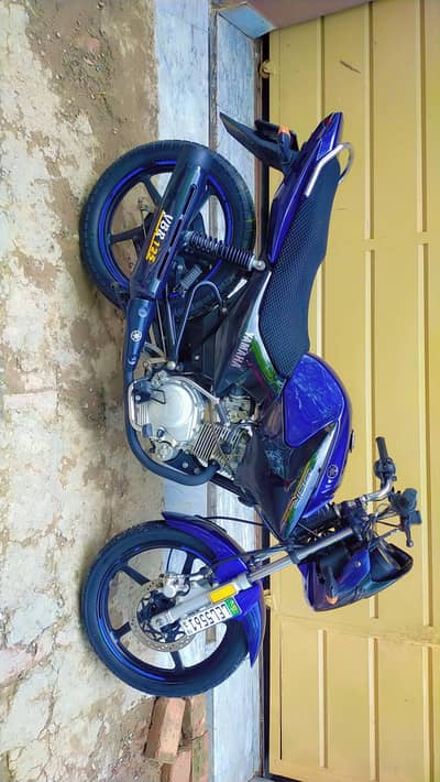 ybr 125 Belu ESD Japani Model ,, 2018 in good condition
