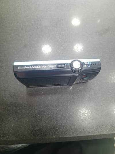 Canon digi cam a2400