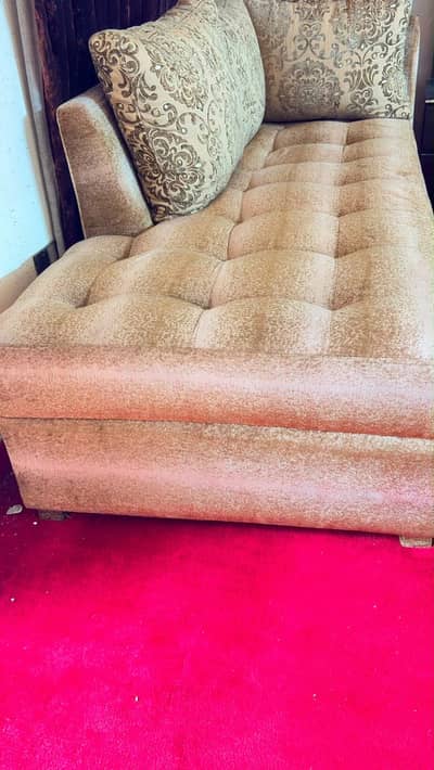 L shape 6 seater sofa good condition