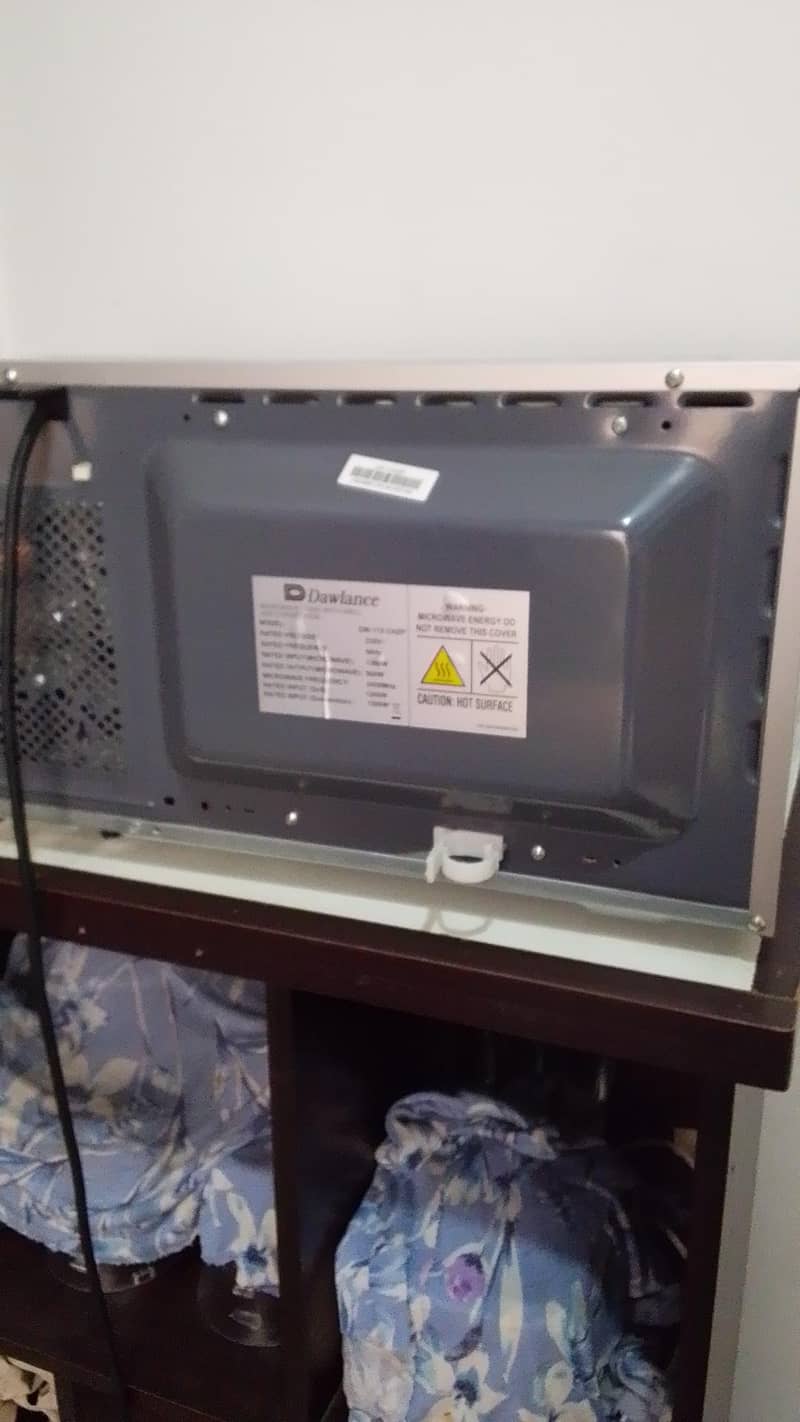 Dawlance Microwave 4