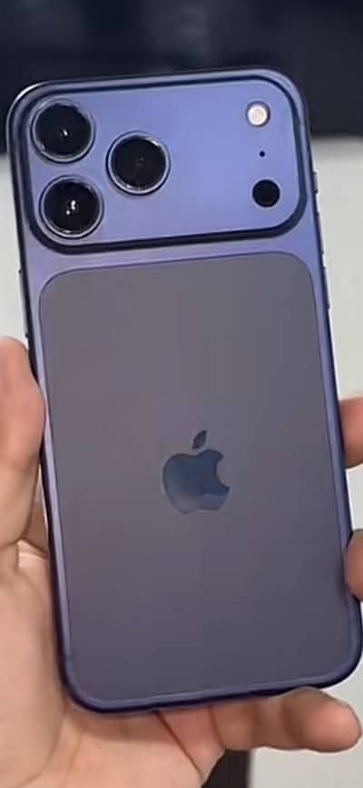 IPhone 14 Pro convert 17 pro body original
