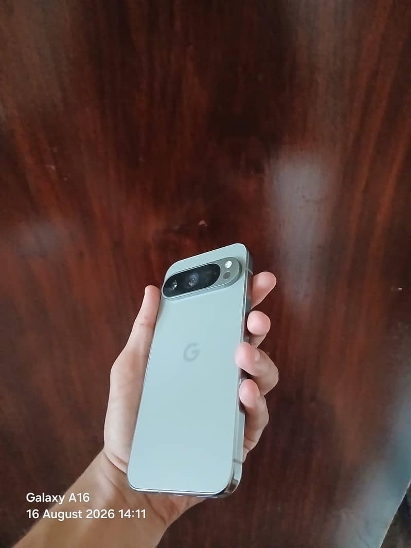 Google Pixel 9 Pro 4