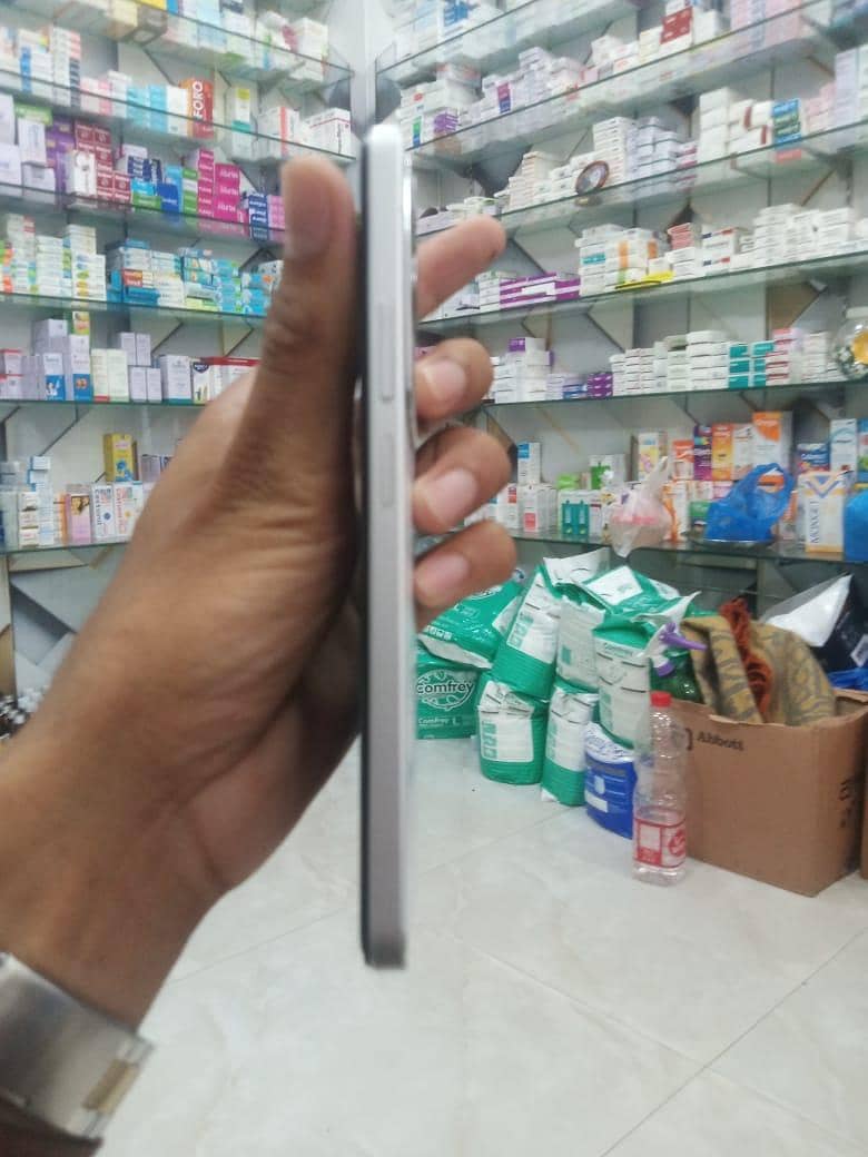 Realme C71 7