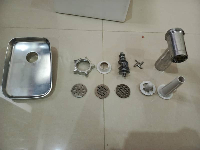 Meat Grinder/Automatic/West point 6