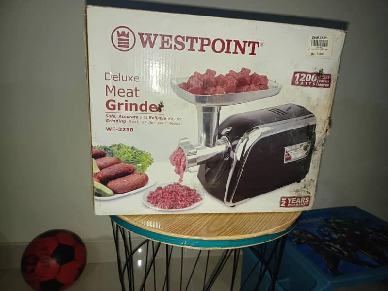 Meat Grinder/Automatic/West point 9