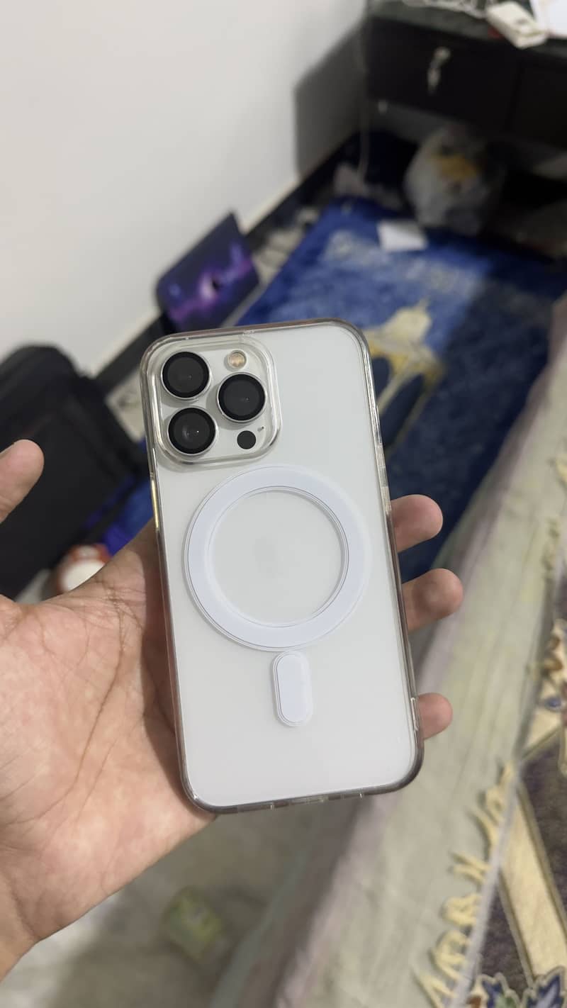 Apple iPhone 13 Pro 0