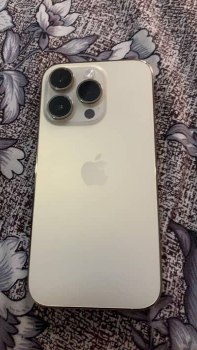 Apple iPhone 14 Pro jv