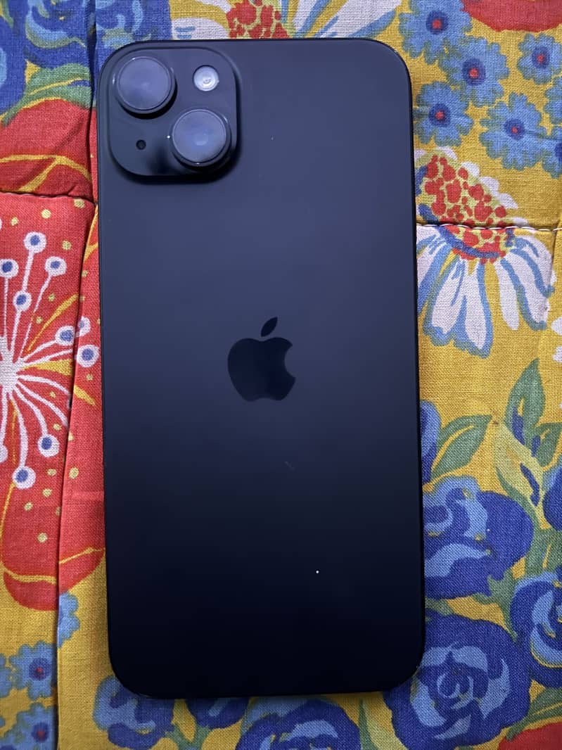 Apple iPhone 15 plus 1