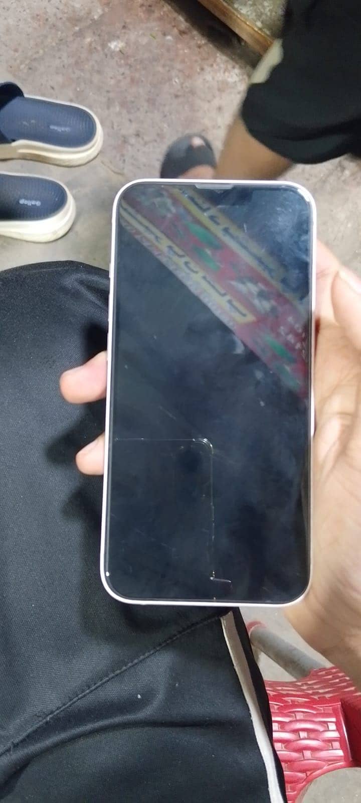 Apple iPhone 13 2