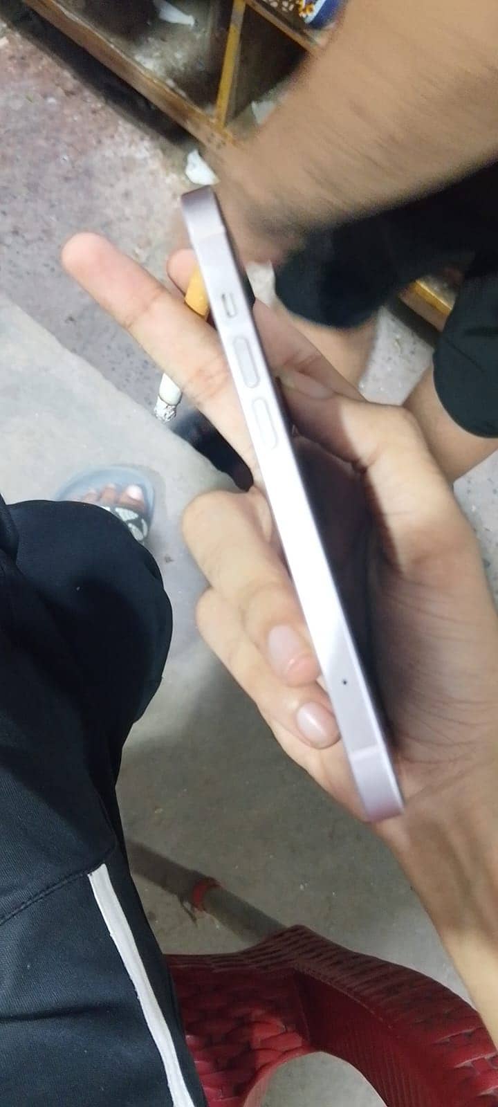 Apple iPhone 13 3