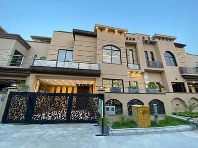 Modern 8 Marla Newly Built House for Rent at Prime Location