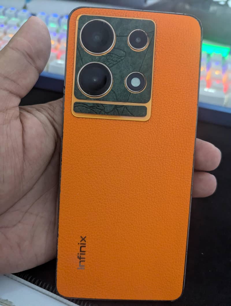 Infinix Note 30 5