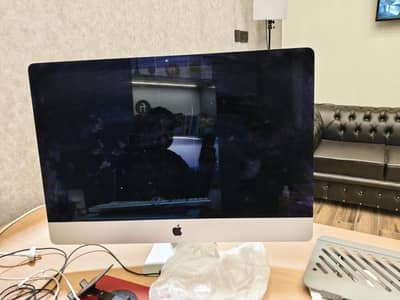 Apple iMac 27-inch 2017 | Retina 5K | 3.4GHz Core i5 | 16GB RAM | 1TB