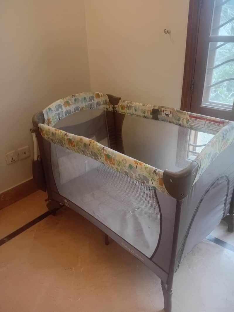 baby cot 0
