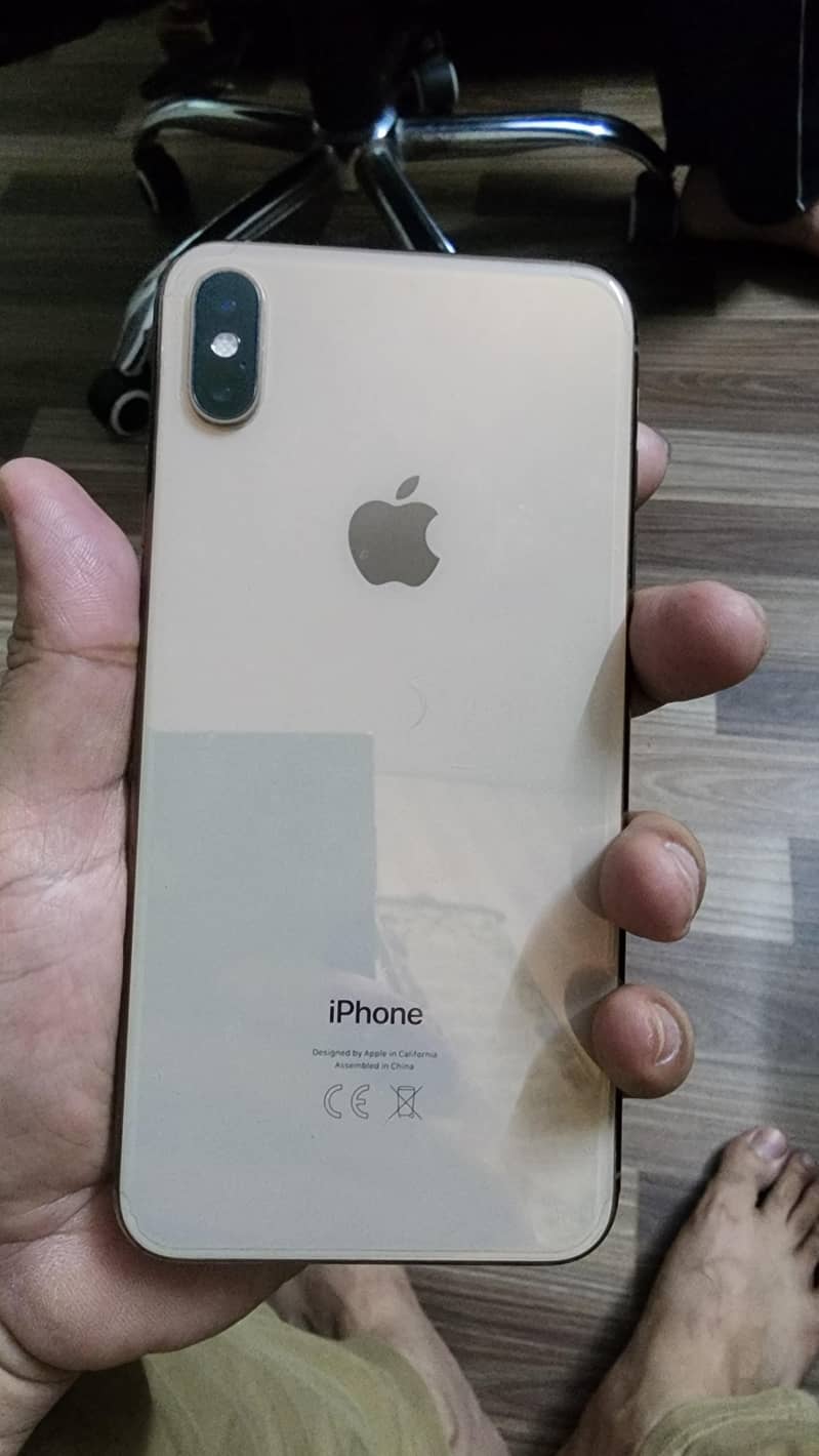 Apple iPhone XS Max 0