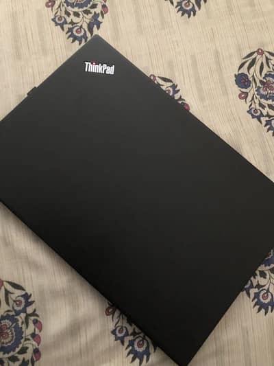 Lenovo Thinkpad T480s i7 vpro 8th generation