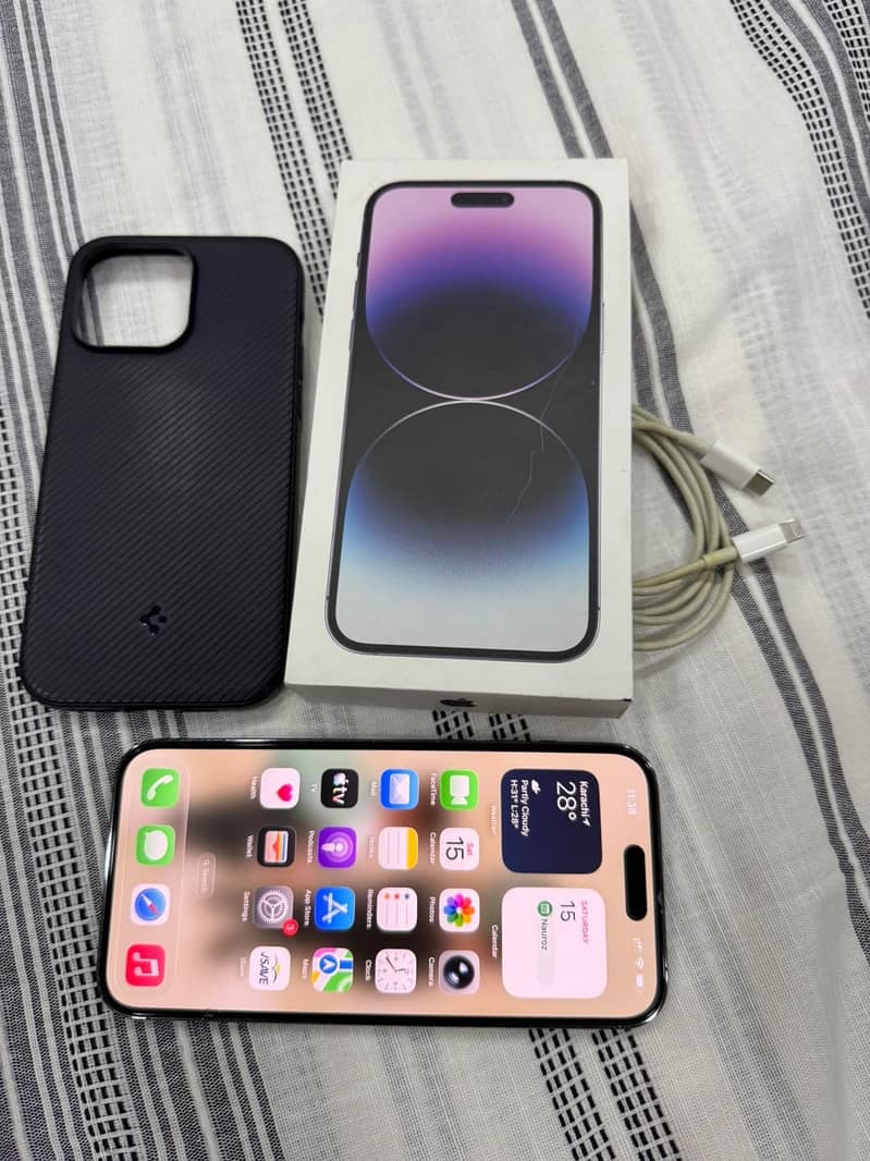 Apple iPhone 14 Pro Max 0