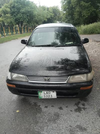 Toyota Corolla XE 2000