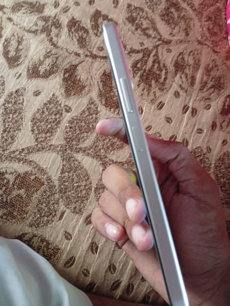 OPPO A6 3