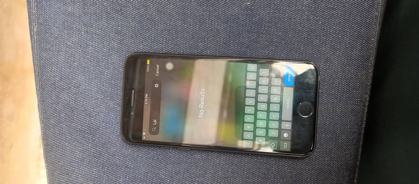 Apple iPhone 7 1
