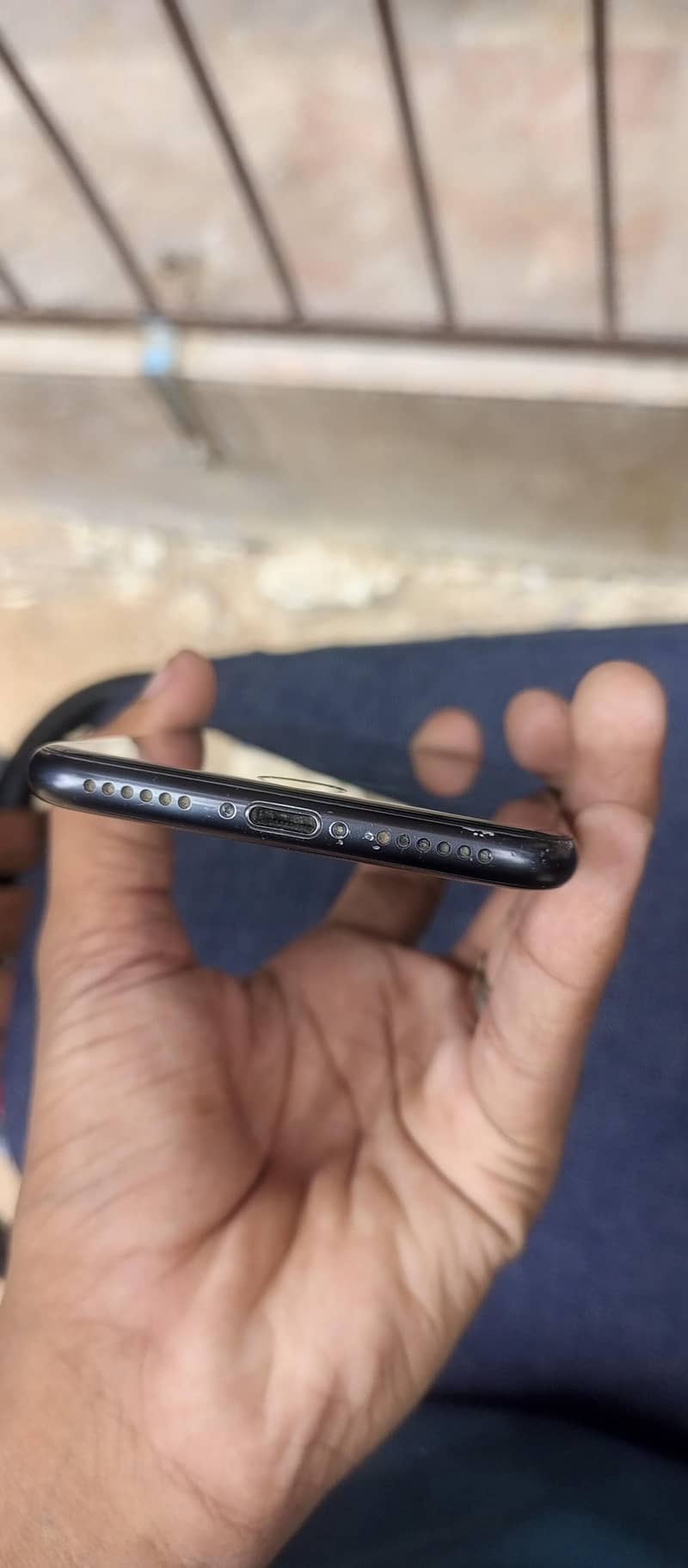 Apple iPhone 7 2