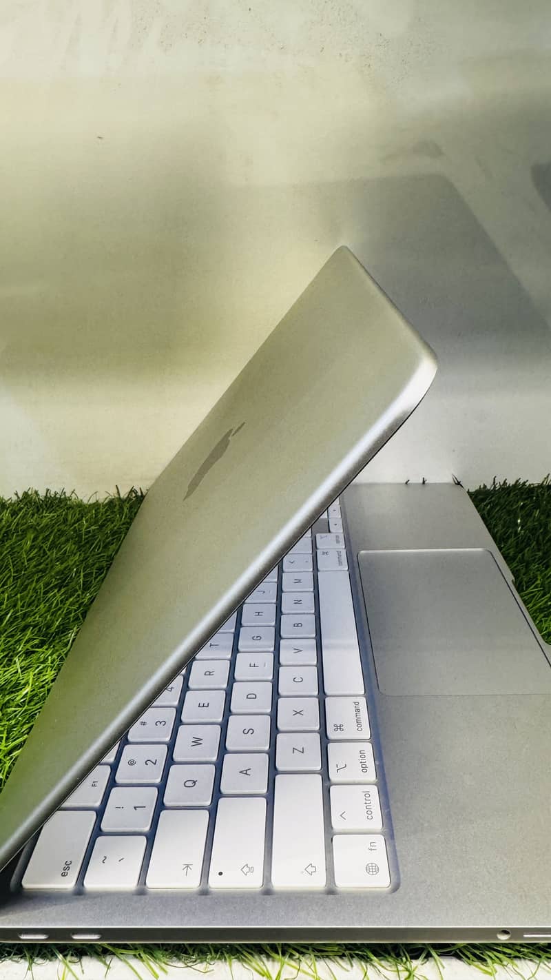Macbook 4