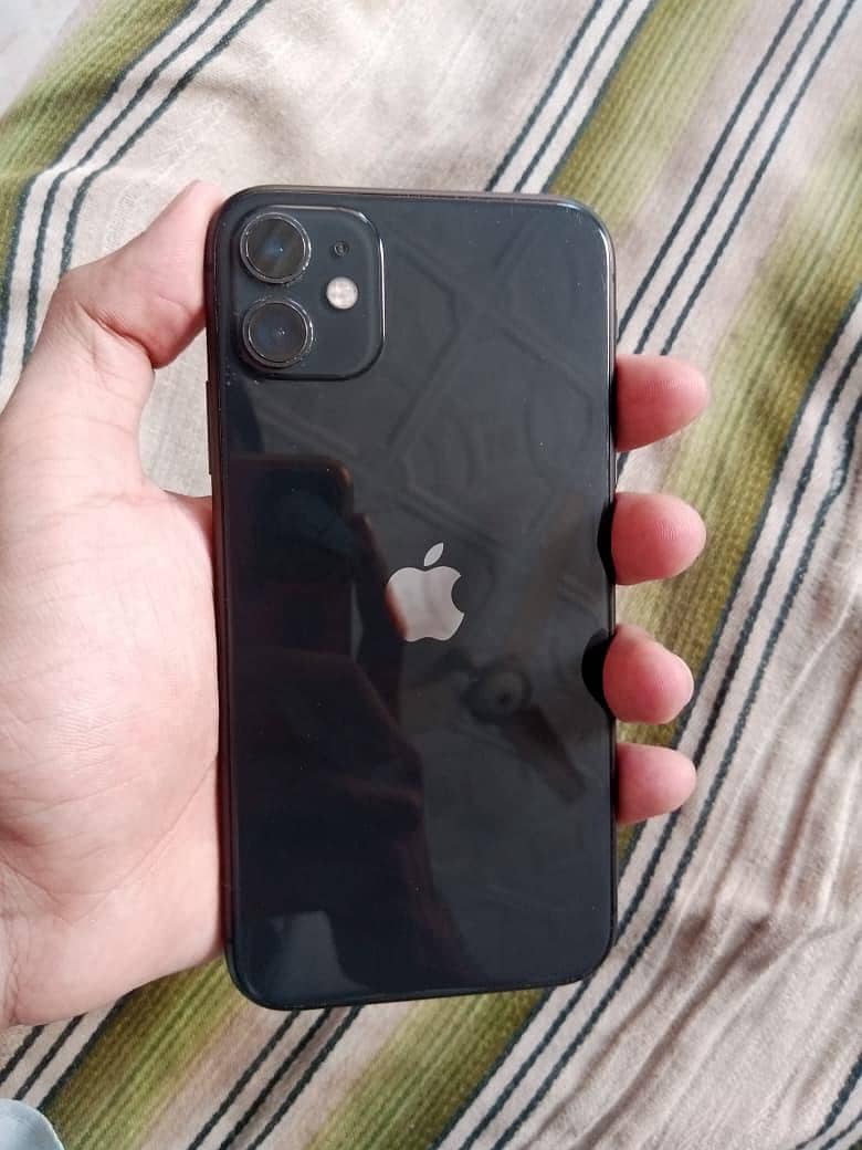 Apple iPhone 11 0