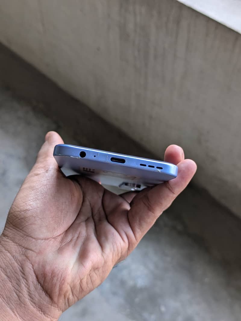 Tecno spark40 pro 3