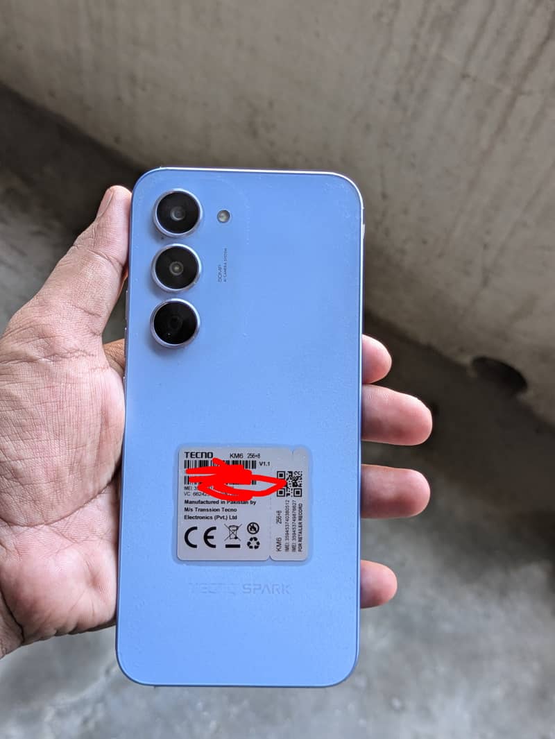 Tecno spark40 pro 7