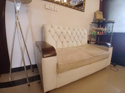 white sofa set Excellent in condition 4 seater