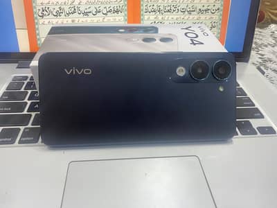 Vivo Y04 4+4GB / 128GB – 10/10 Condition