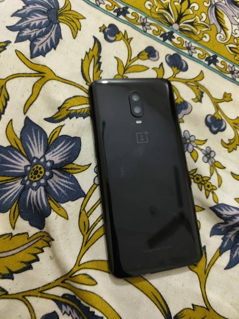 One Plus 6T 2