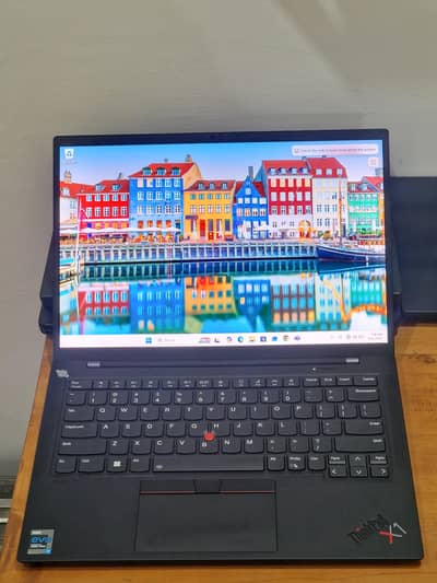 Lenovo Thinkpad X1 carbon i7 11th 16 512 Touch