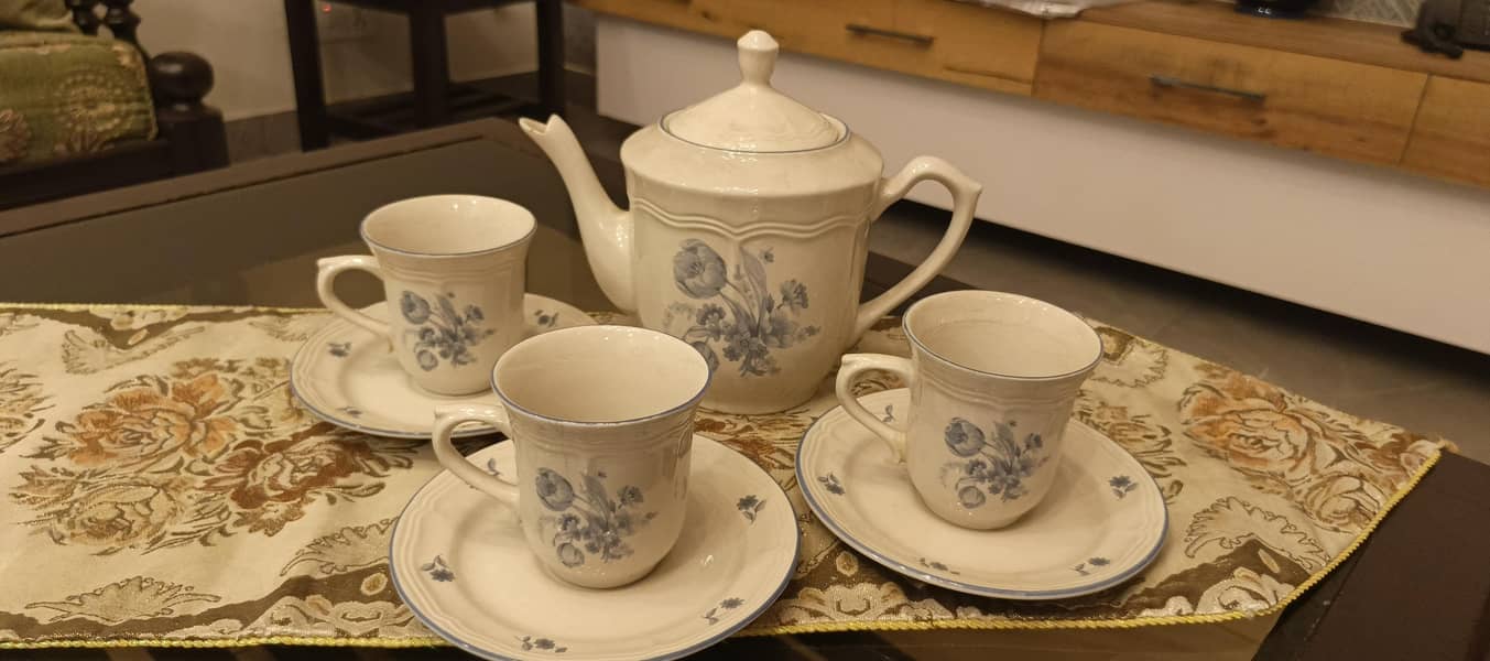 Dinner set 1