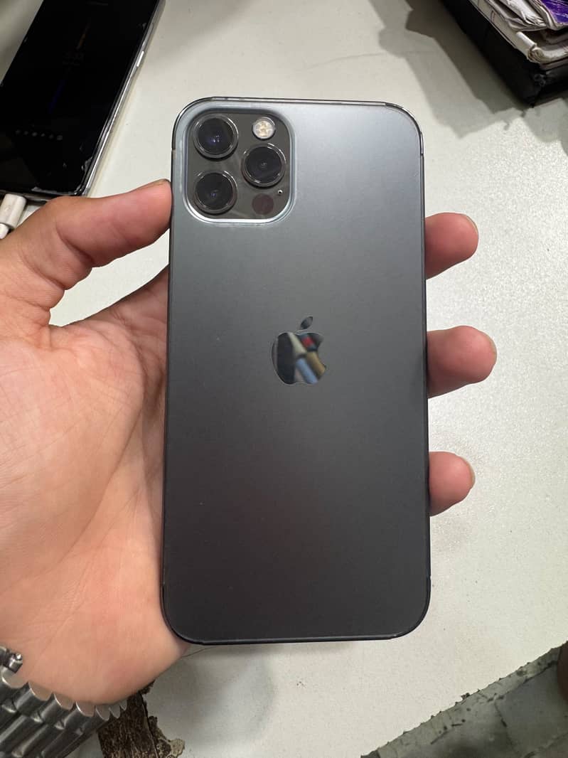 Apple iPhone 12 Pro 0