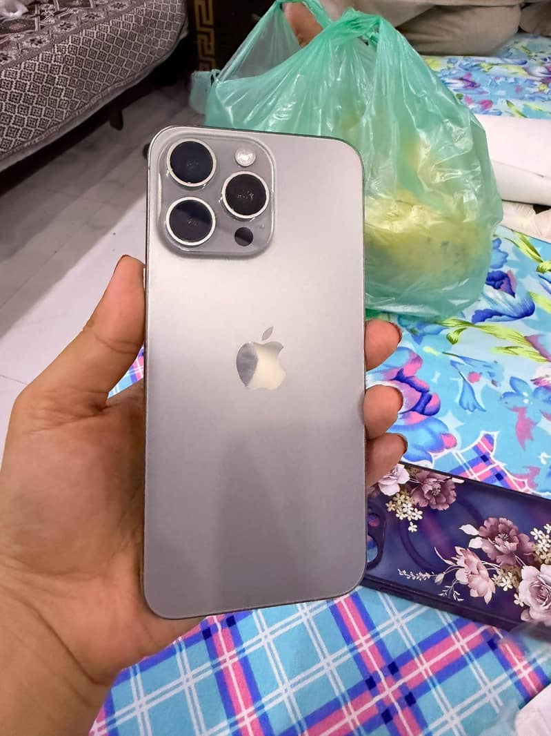 iphone 15pro max 0