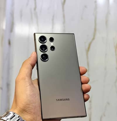 Samsung Galaxy S24 Ultra Titanium Natural
