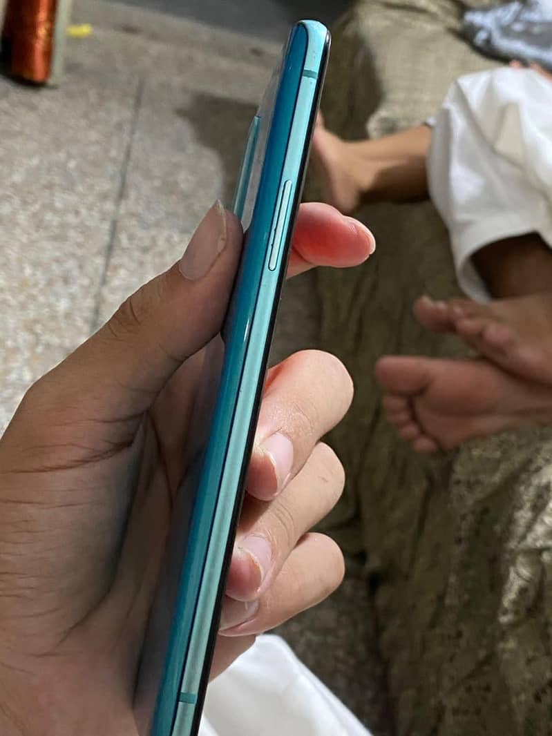 One Plus 8T 4