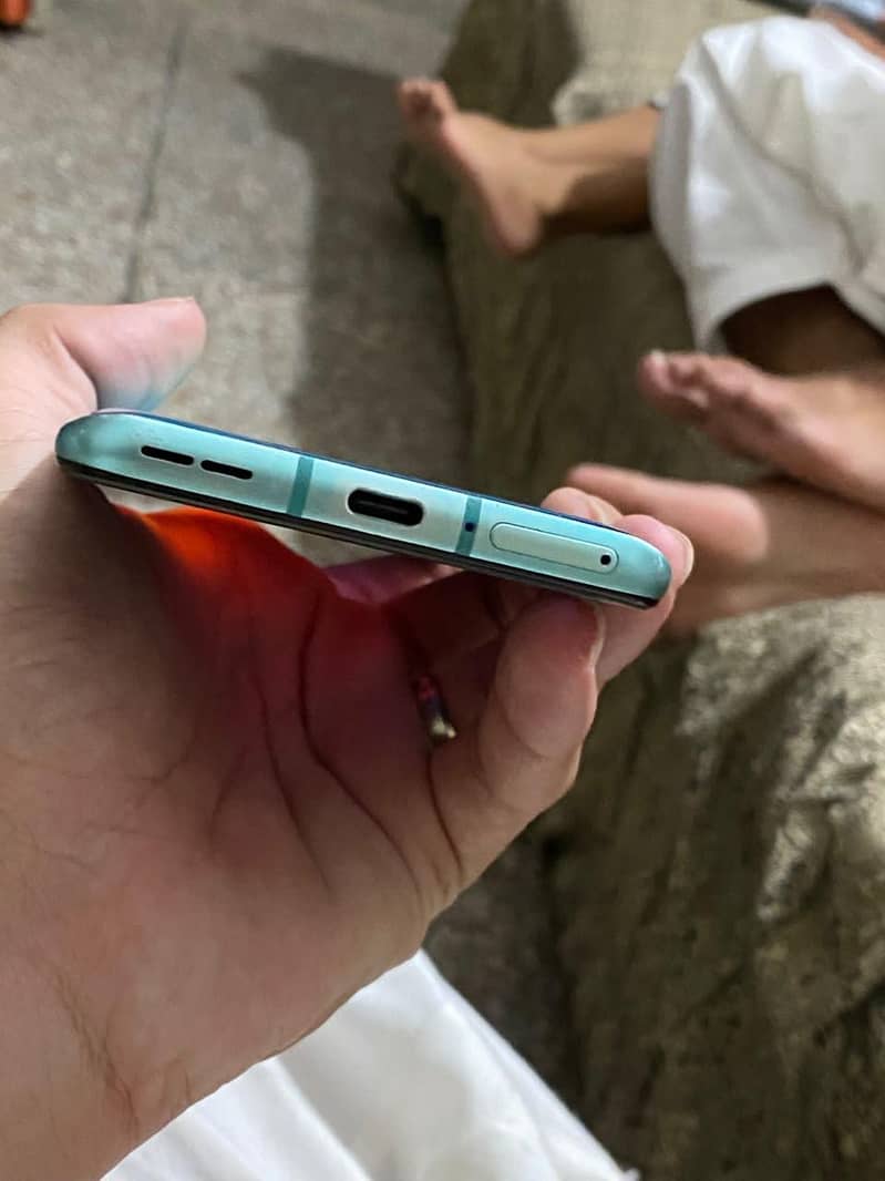 One Plus 8T 5