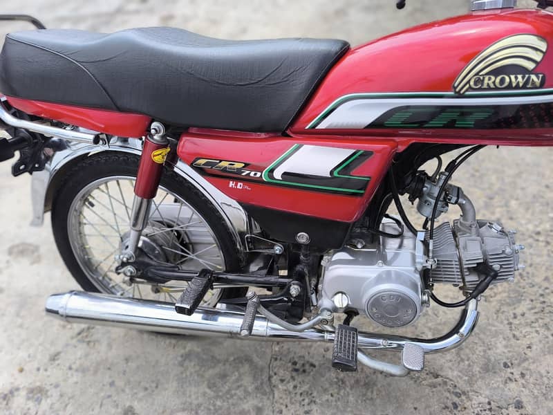 Crown HD plus 25 model 7000 driven 12