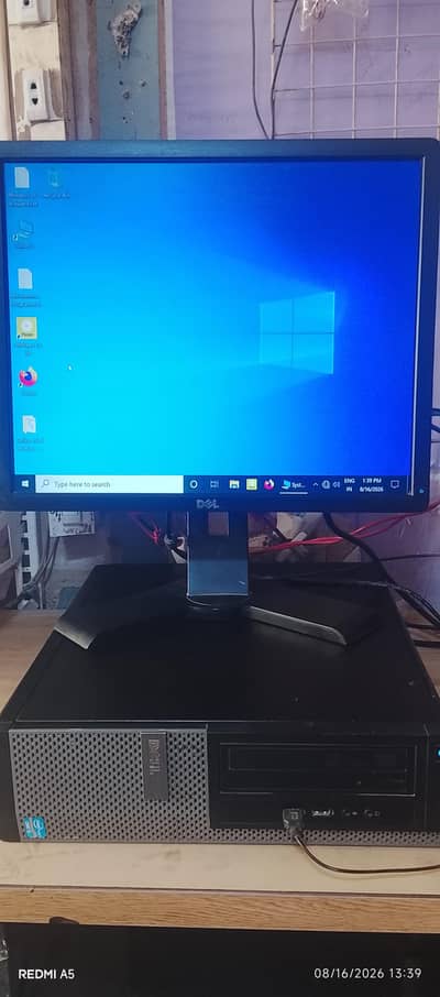 Dell optilex 3010 Desktop i3-3rd Generation 4/500 GB with 17" dell LED