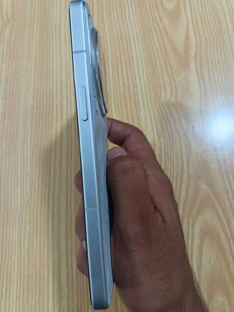 Tecno CAMON 30 Premier 4