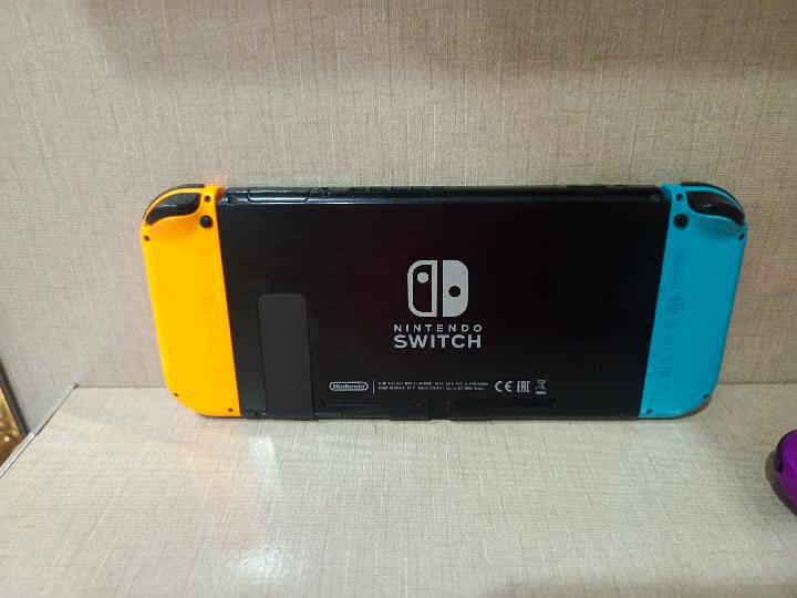 Nintendo switch 1 V2 2