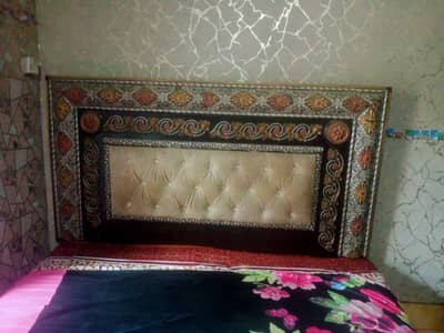 Beautiful Decorative bed with good condition